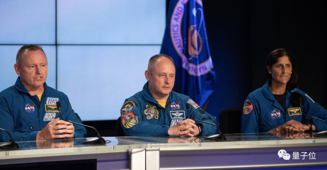 马斯克被诉传销索赔2580亿美元，台积电公布2nm制程，中科院发现月壤中含有羟基形式的水，今日更多大新闻在此...