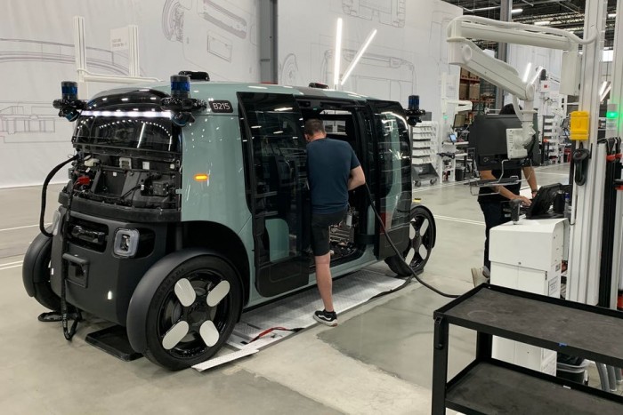 Amazon's zoox passed the safety test and applied for a test drive in California