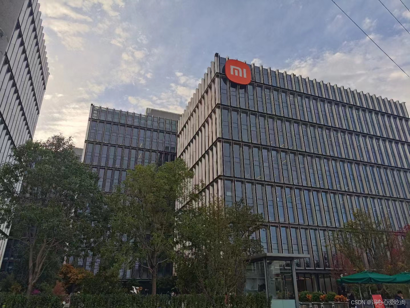 Insert picture description here