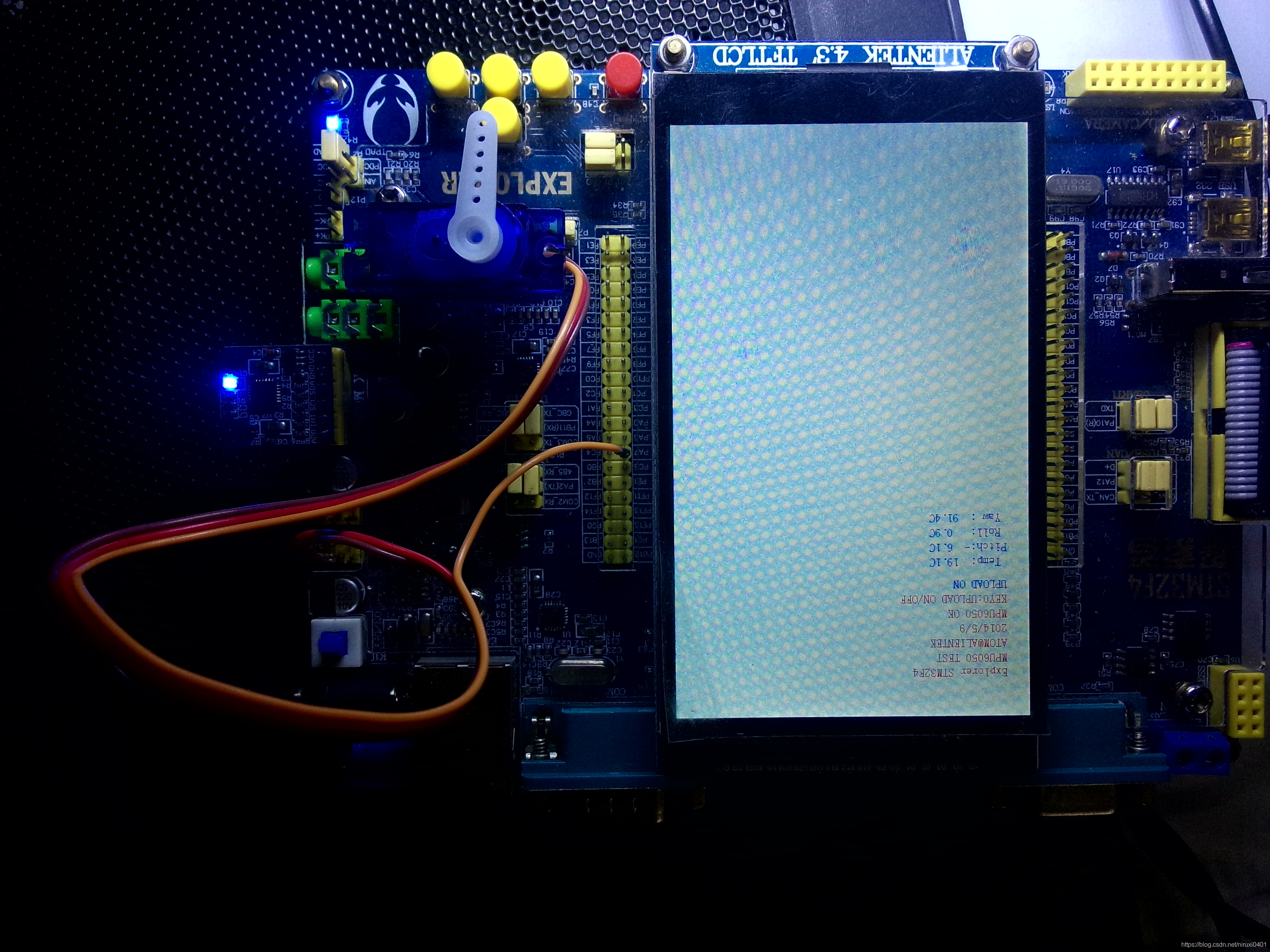  Insert picture description here 