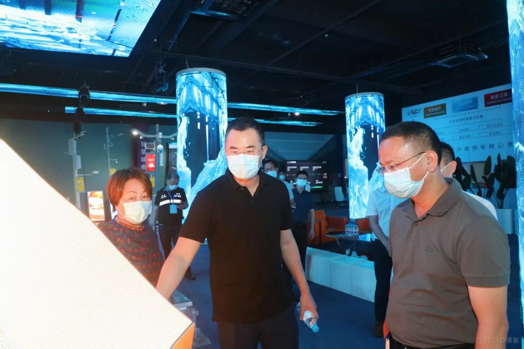 图片 宝安区航城街道领导一行莅临联诚发参观调研_解决方案_02