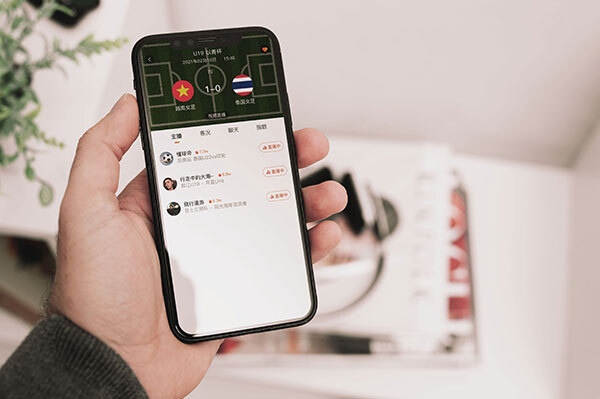 What basic functions are required for live e-commerce application development? What is the future development prospect?