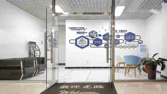 [data recovery in North Asia] data recovery in which the logical volume of the server is changed and the file system is damaged due to system reinstallation